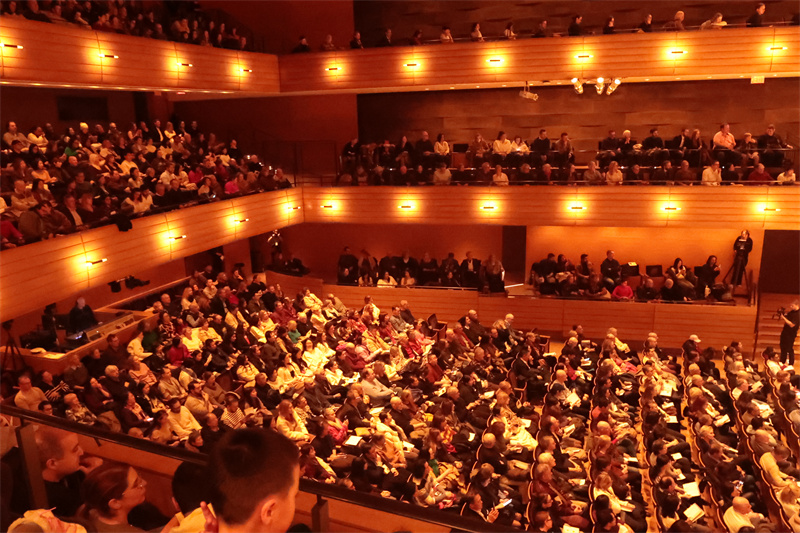 高龄跨界奇迹！曼德爱乐乐团“欢乐颂”音乐会点亮多伦多冬夜